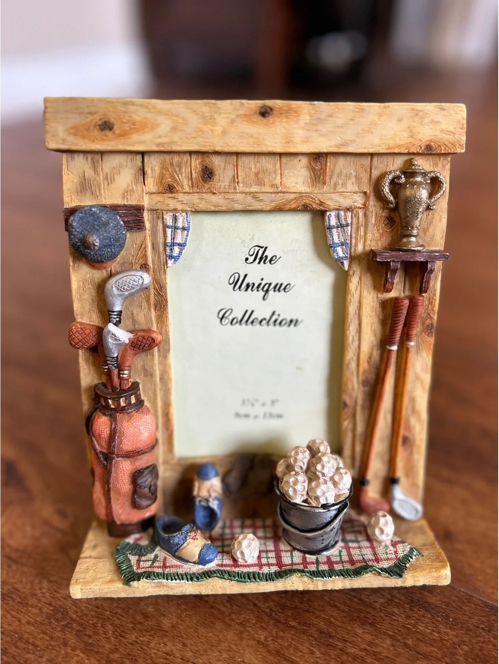 Golf Themed Decorative Picture Frame with Golf Clubs and Trophy
